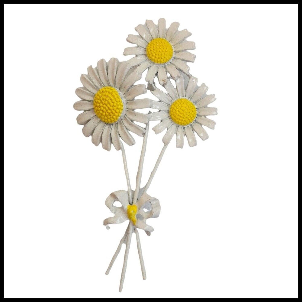 Vintage Daisy Bouquet Metal Flower White Yellow Scarf Pin Brooch